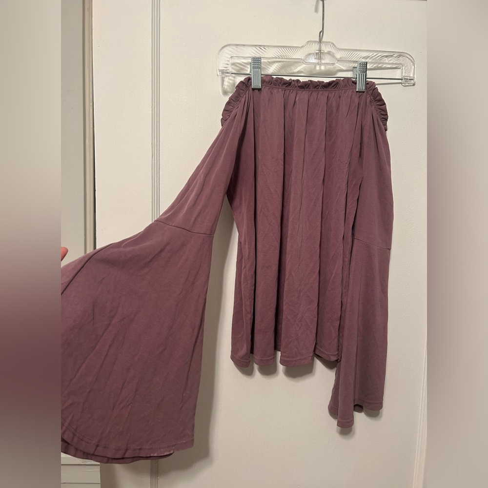 Off the Shoulder Bell Sleeve Top